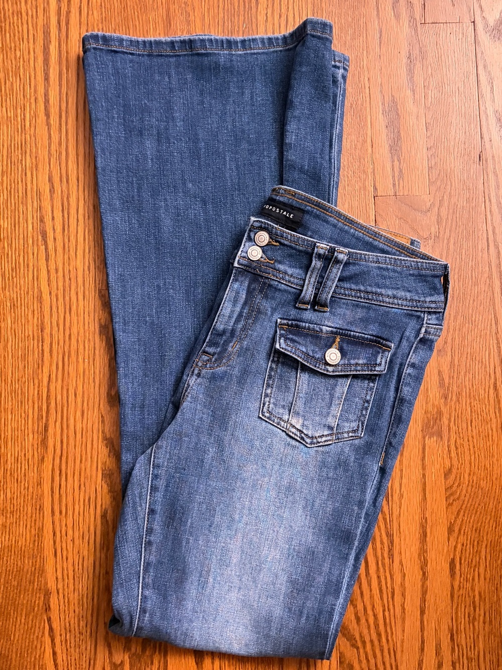 Aeropostale Low Rise Flare Jeand Size 6